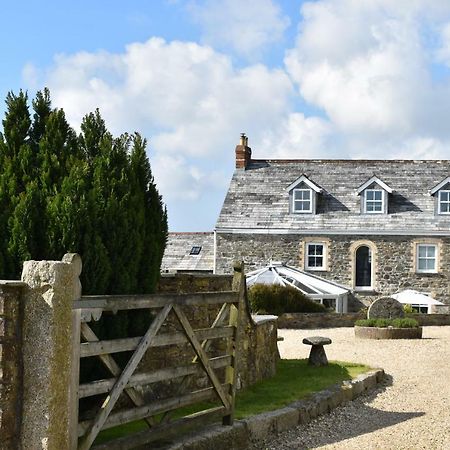 Treveighan Farmhouse Saint Teath Buitenkant foto