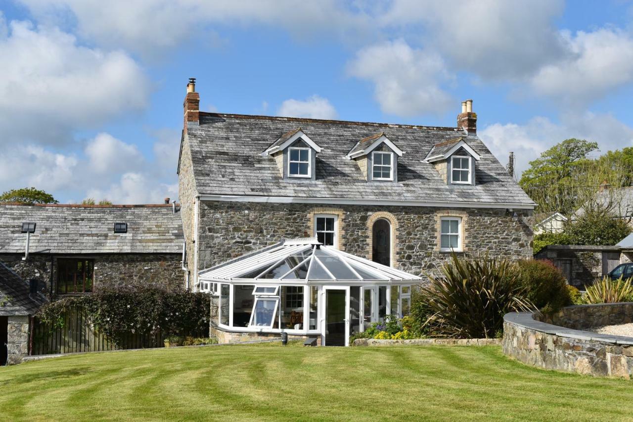 Treveighan Farmhouse Saint Teath Buitenkant foto